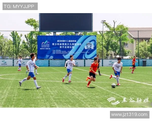 武汉足球队中路突破战术革新探讨与未来发展展望